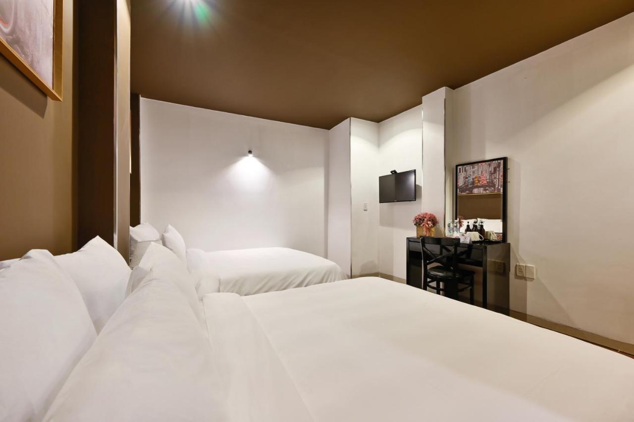 The Noble Swan Hotel New World Ho Chi Minh-stad Buitenkant foto